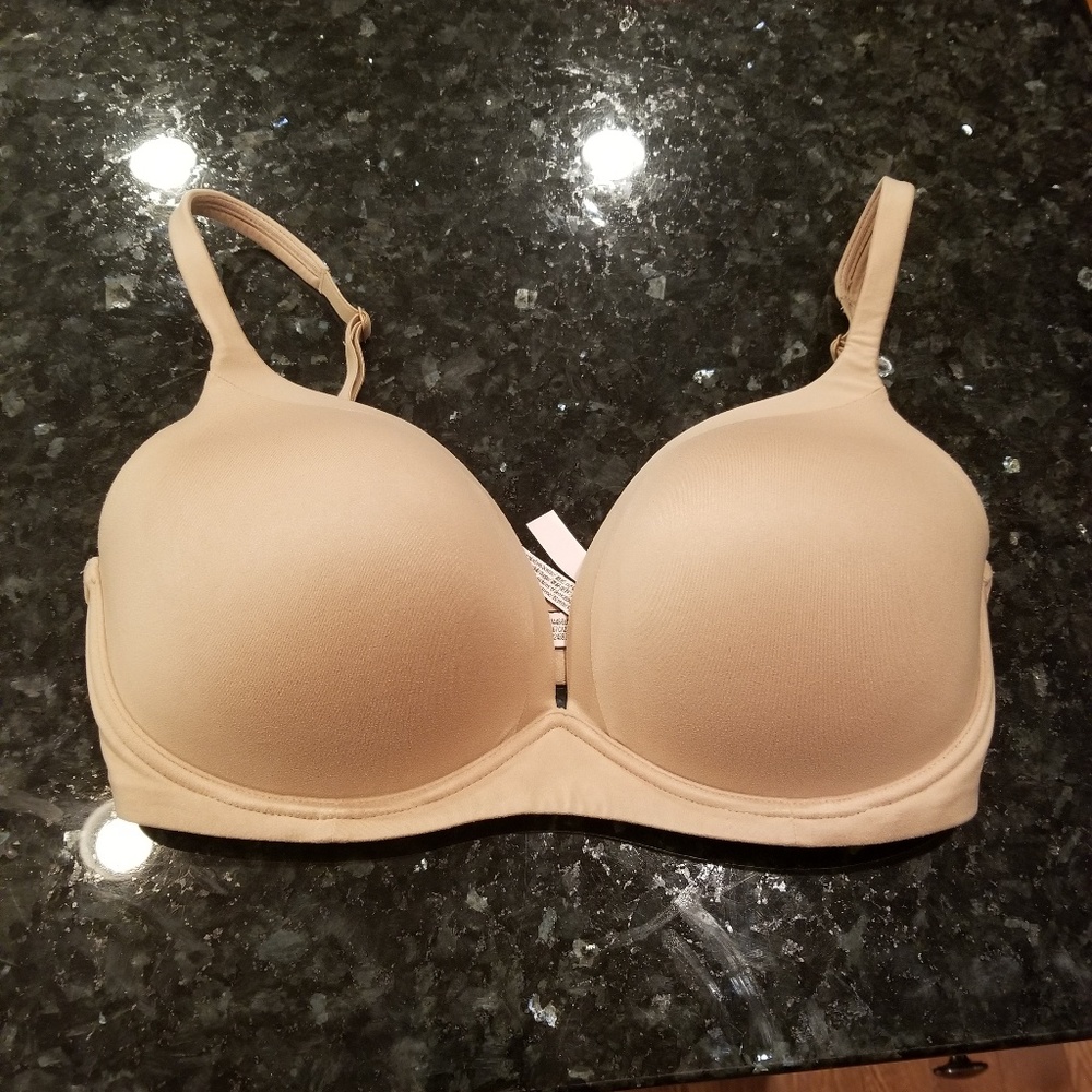 VS Body by Victoria no wire nude bra 34DD